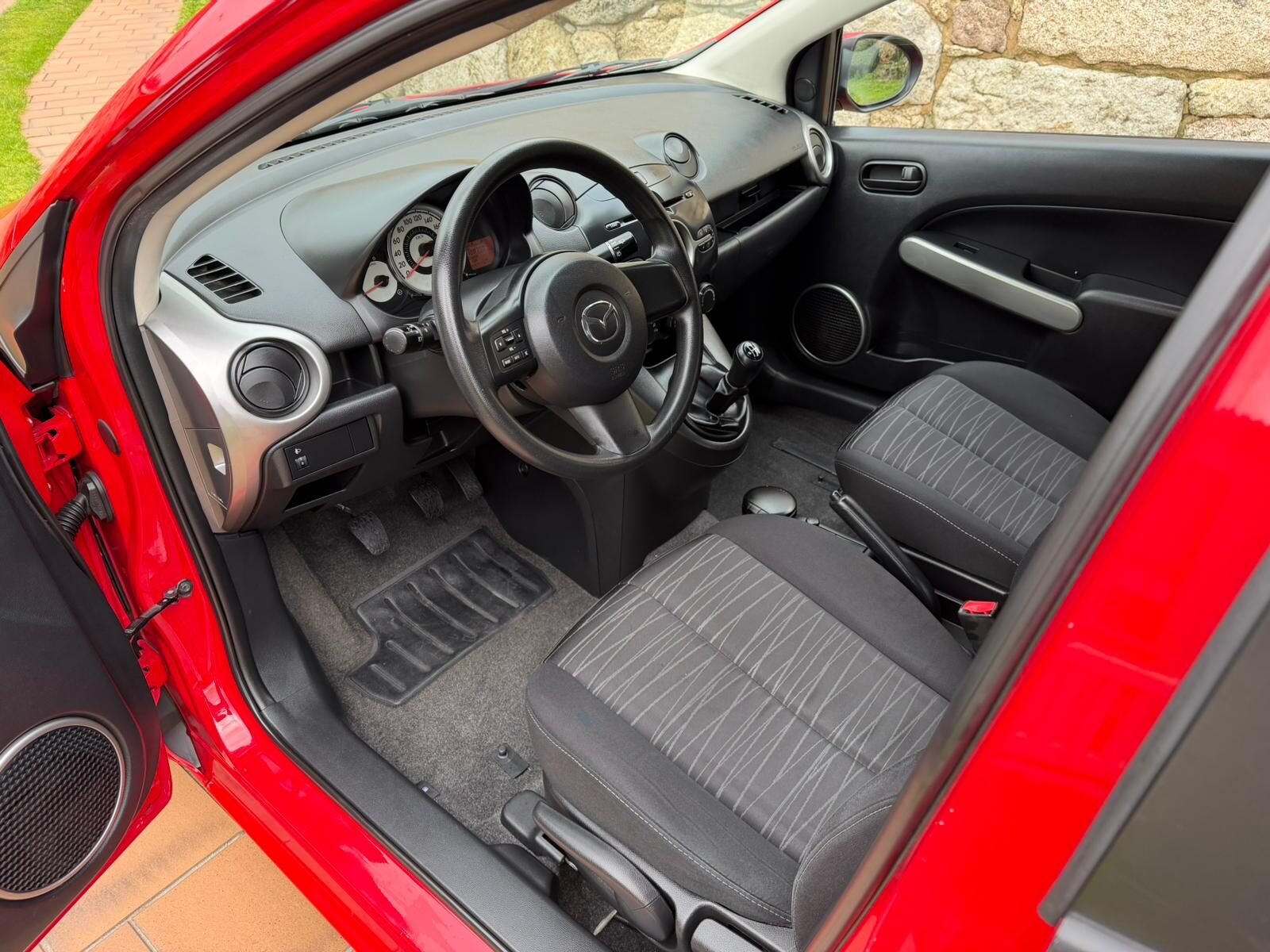 MAZDA MAZDA 2 DIESEL