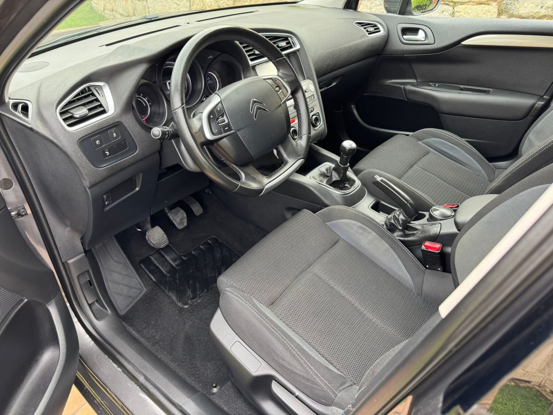CITROEN C4 1.6 HDI
