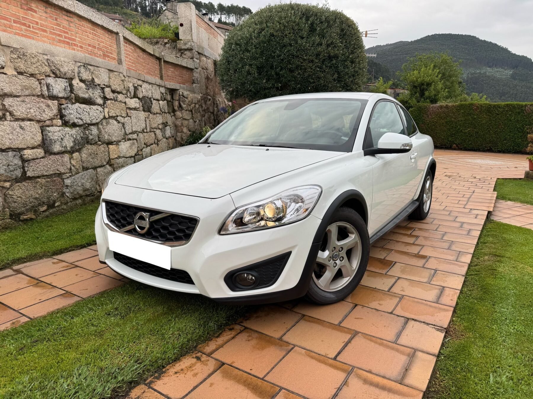 VOLVO C30