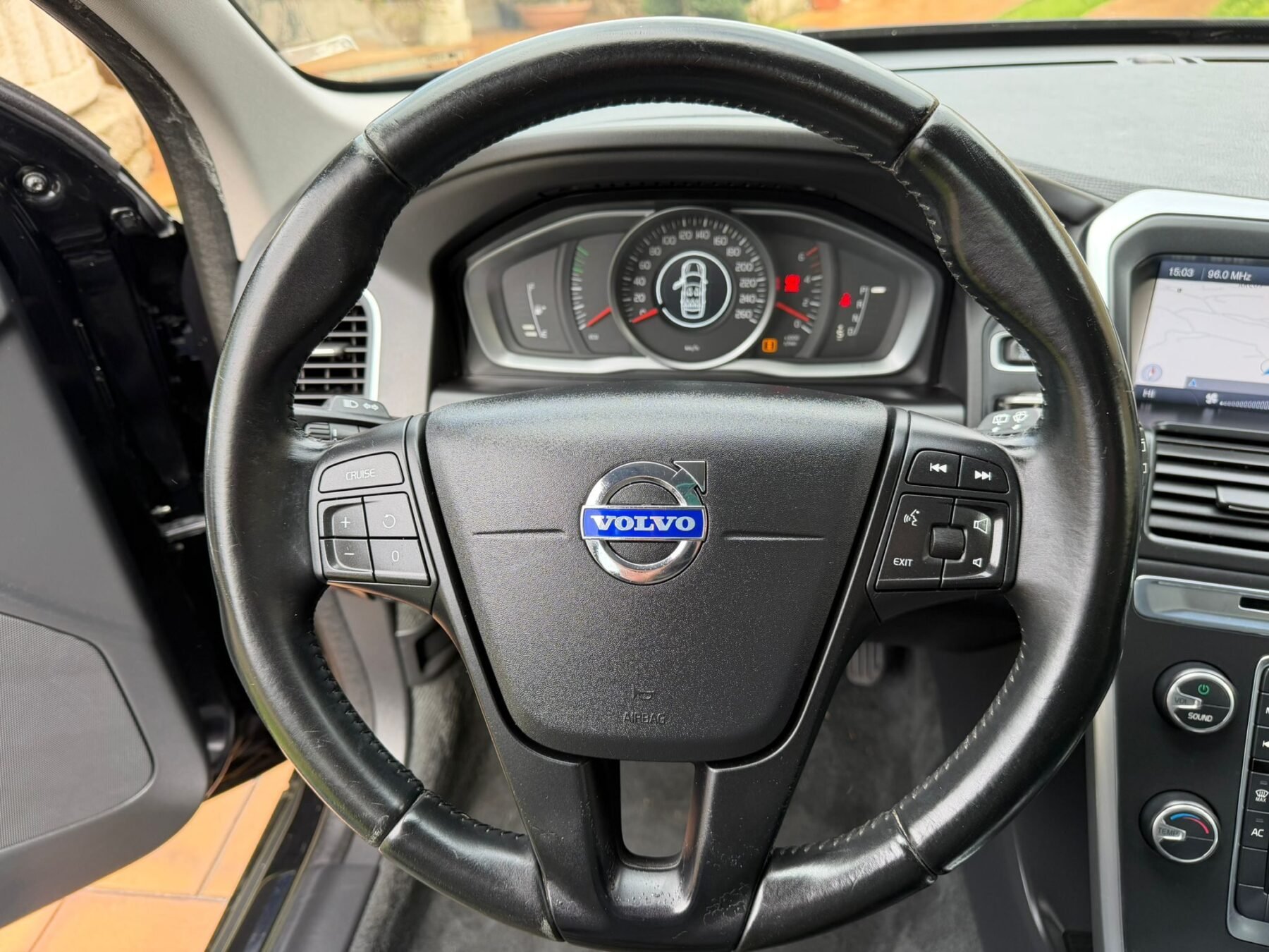 VOLVO XC-60 5 CILINDROS