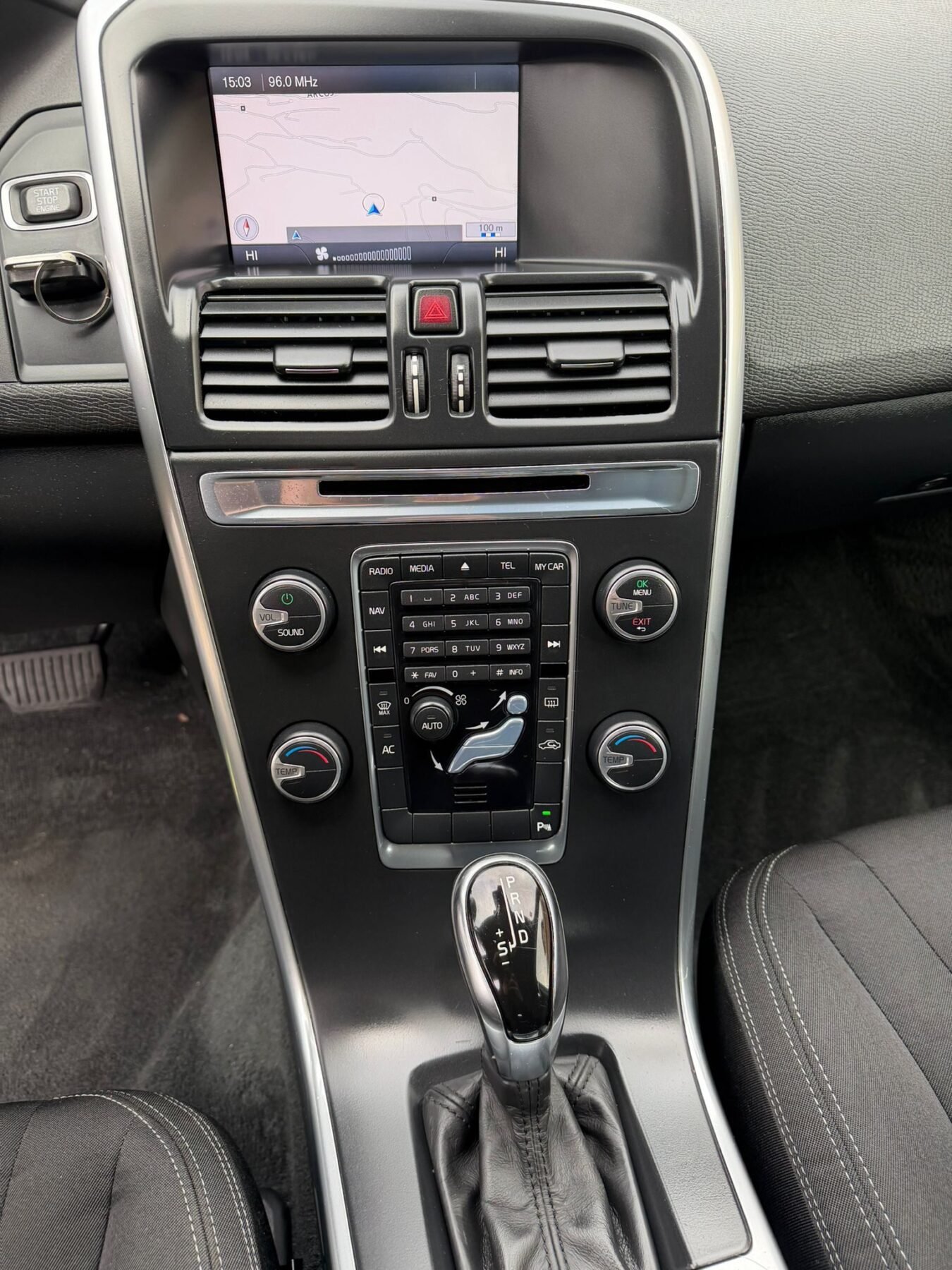 VOLVO XC-60 5 CILINDROS