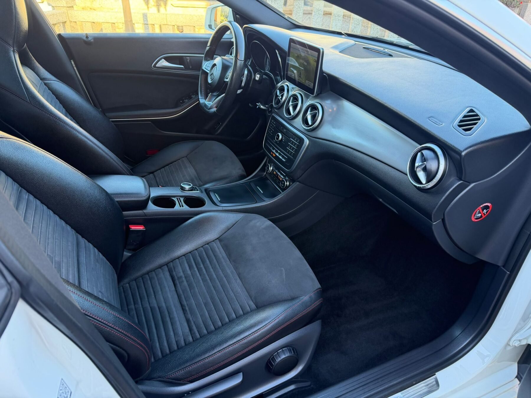 MERCEDES-BENZ CLA AMG