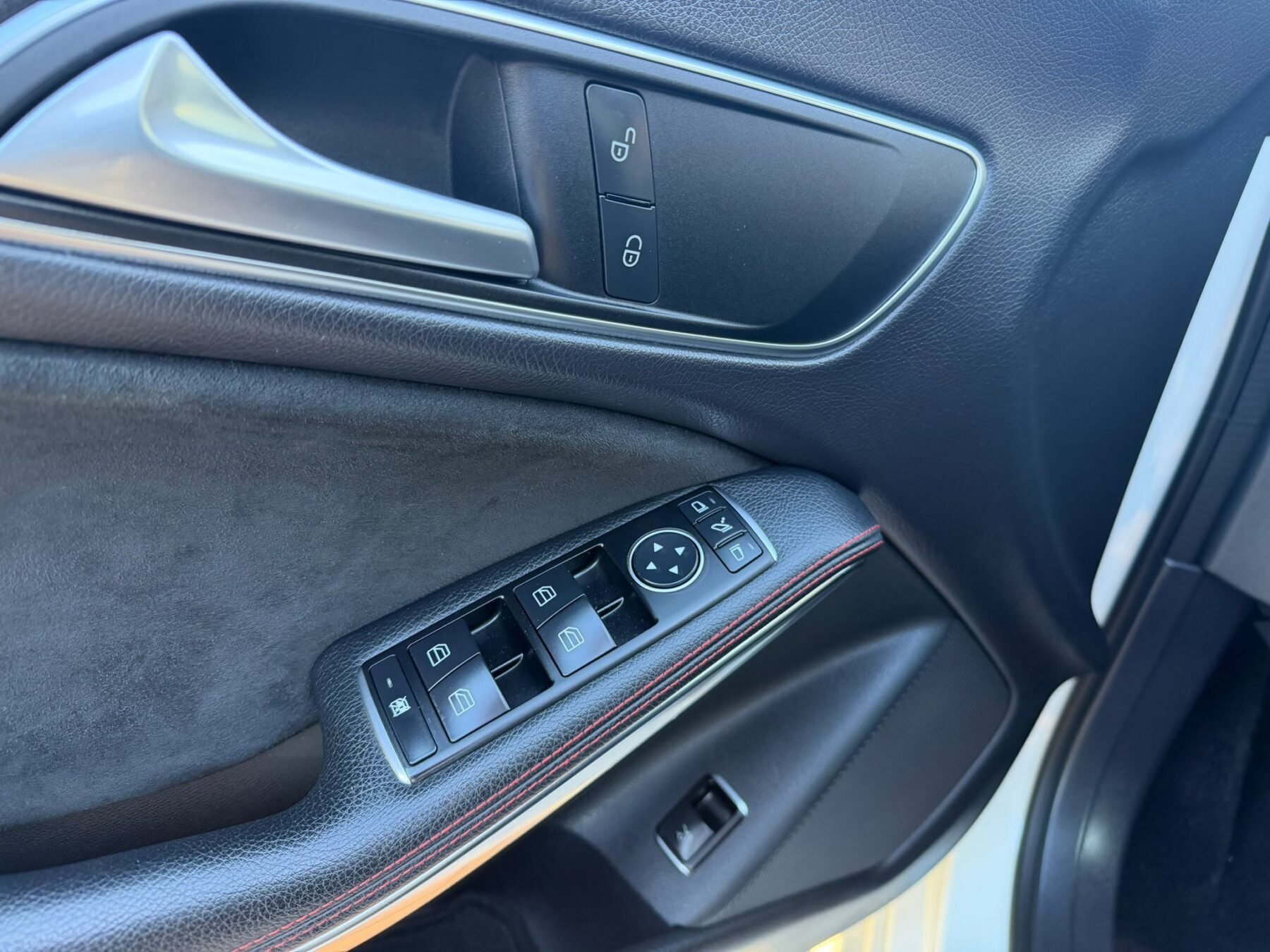 MERCEDES-BENZ CLA AMG