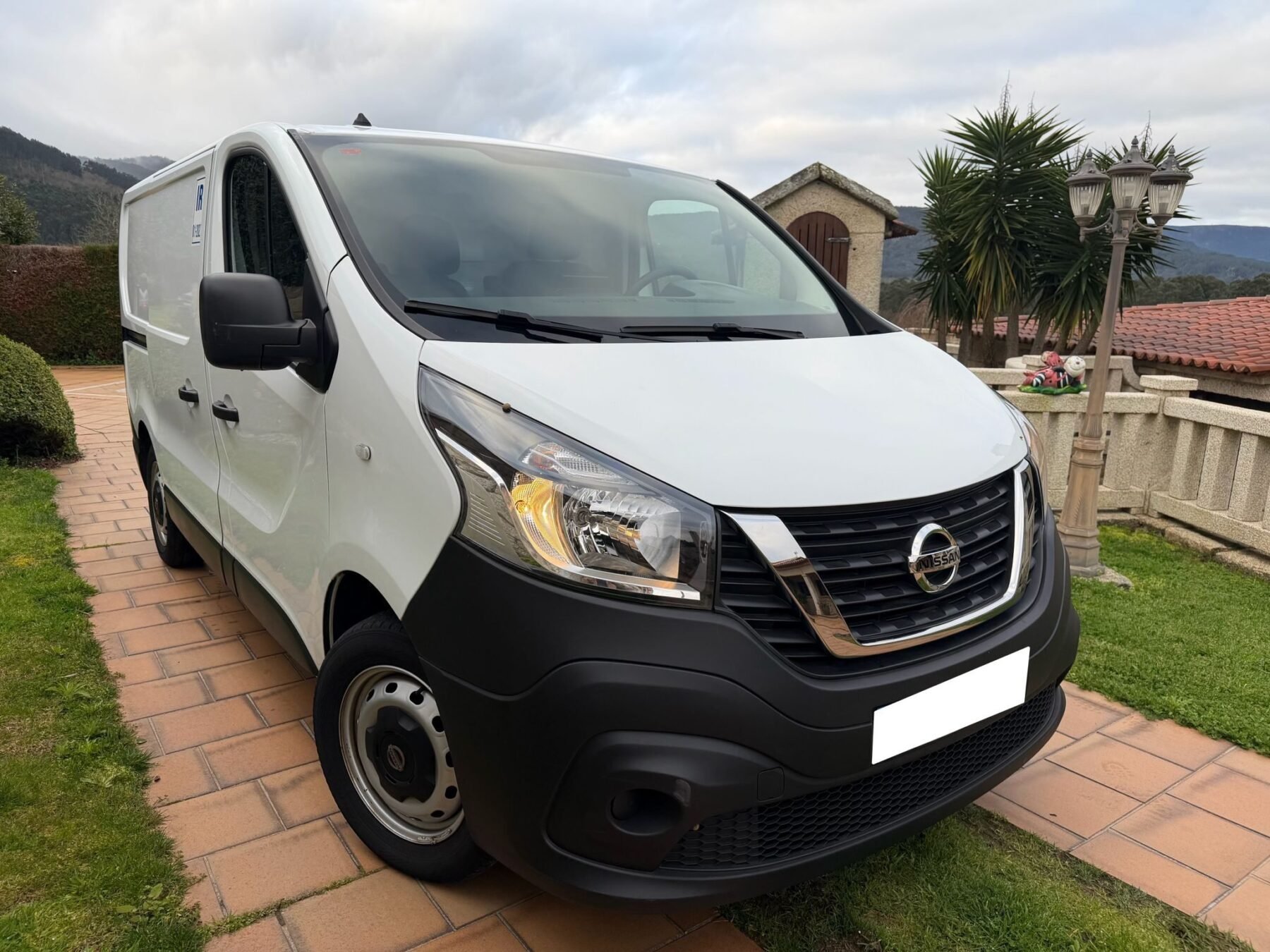 NISSAN NV 300 2.0 120CV