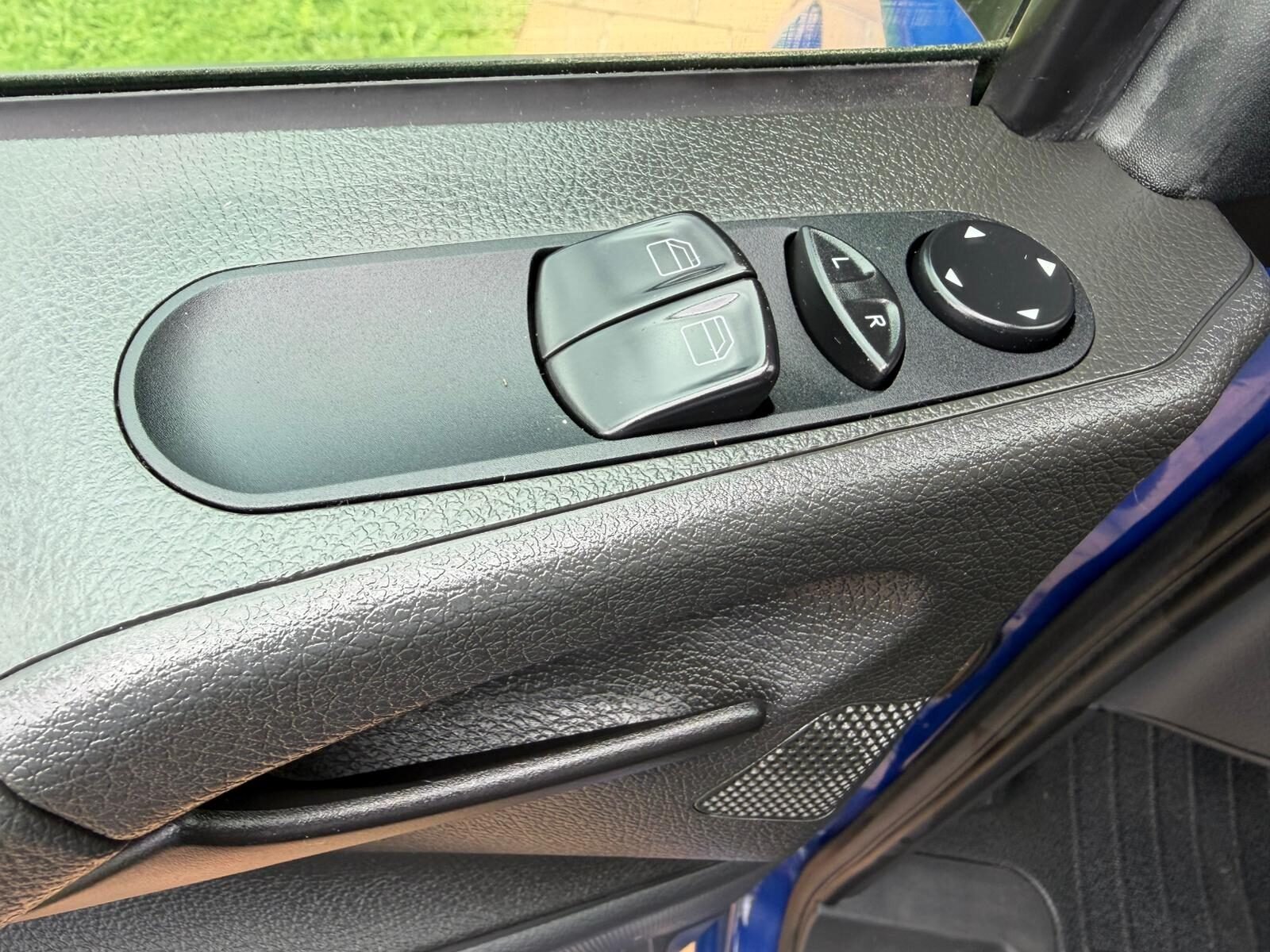 MERCEDES-BENZ VITO MIXTA EXTRALARGA