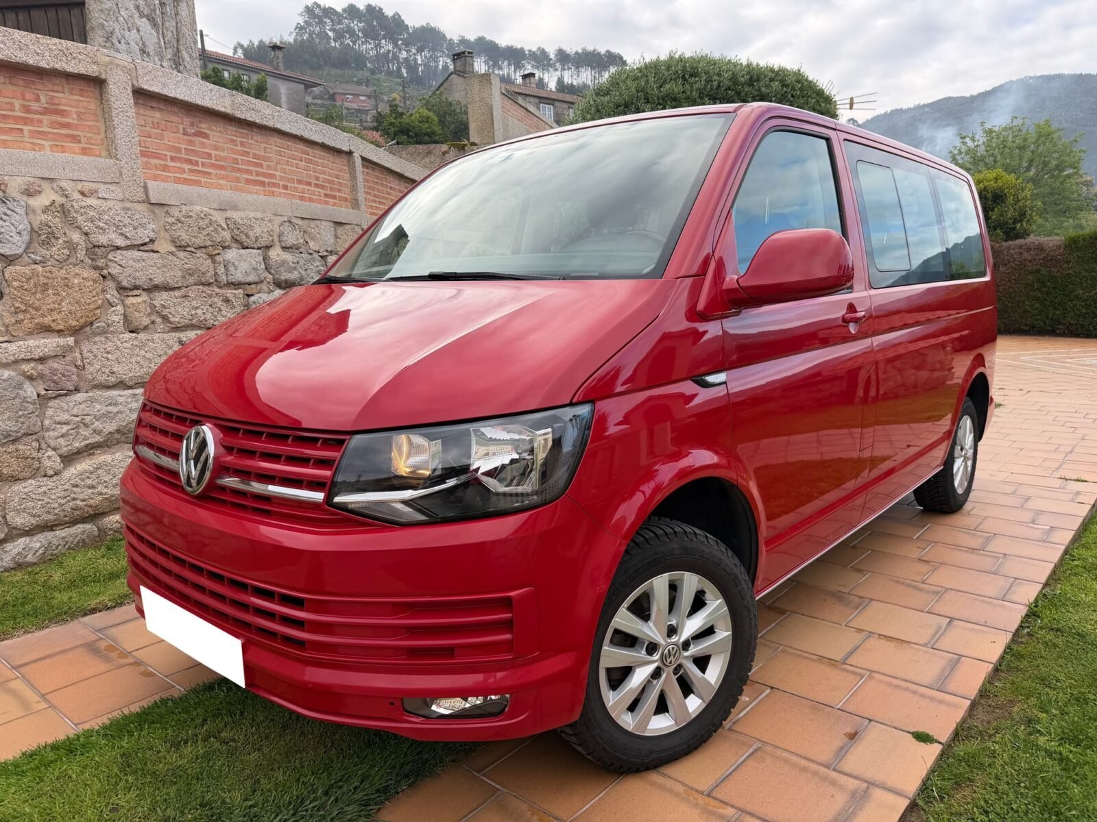 VOLKSWAGEN CARAVELLE 9 PLAZAS