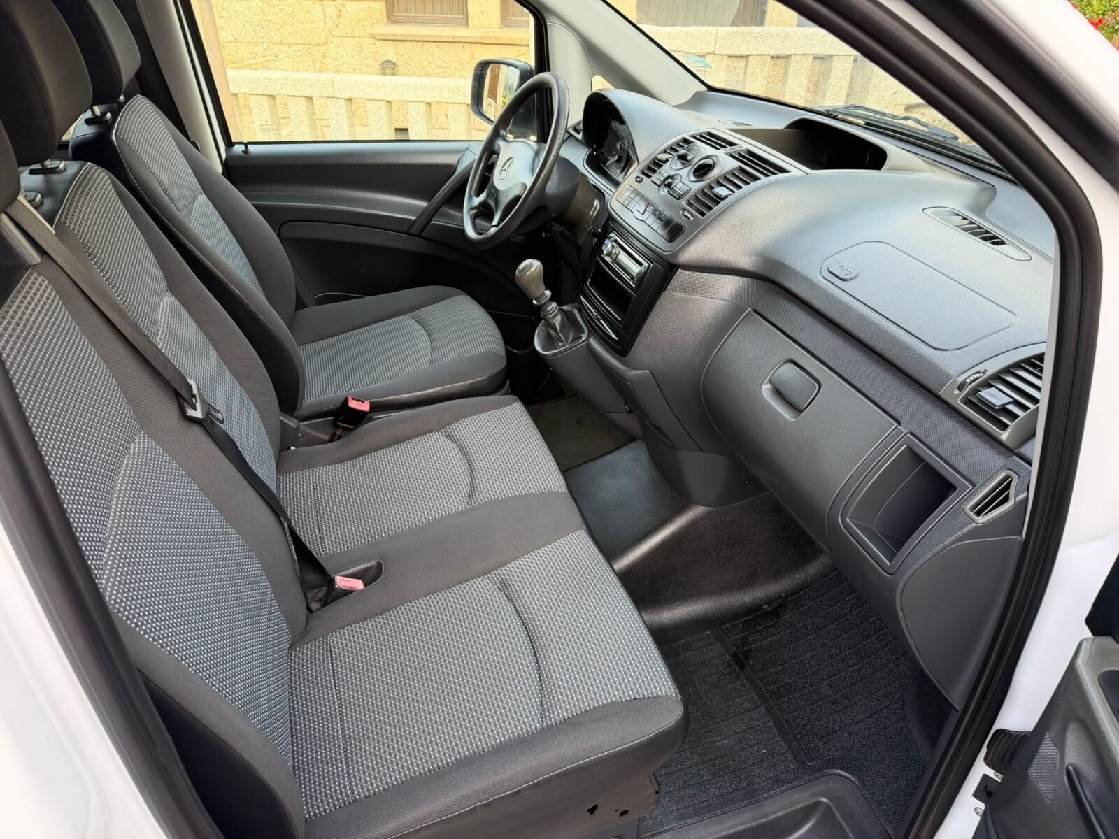 MERCEDES-BENZ VITO MIXTA