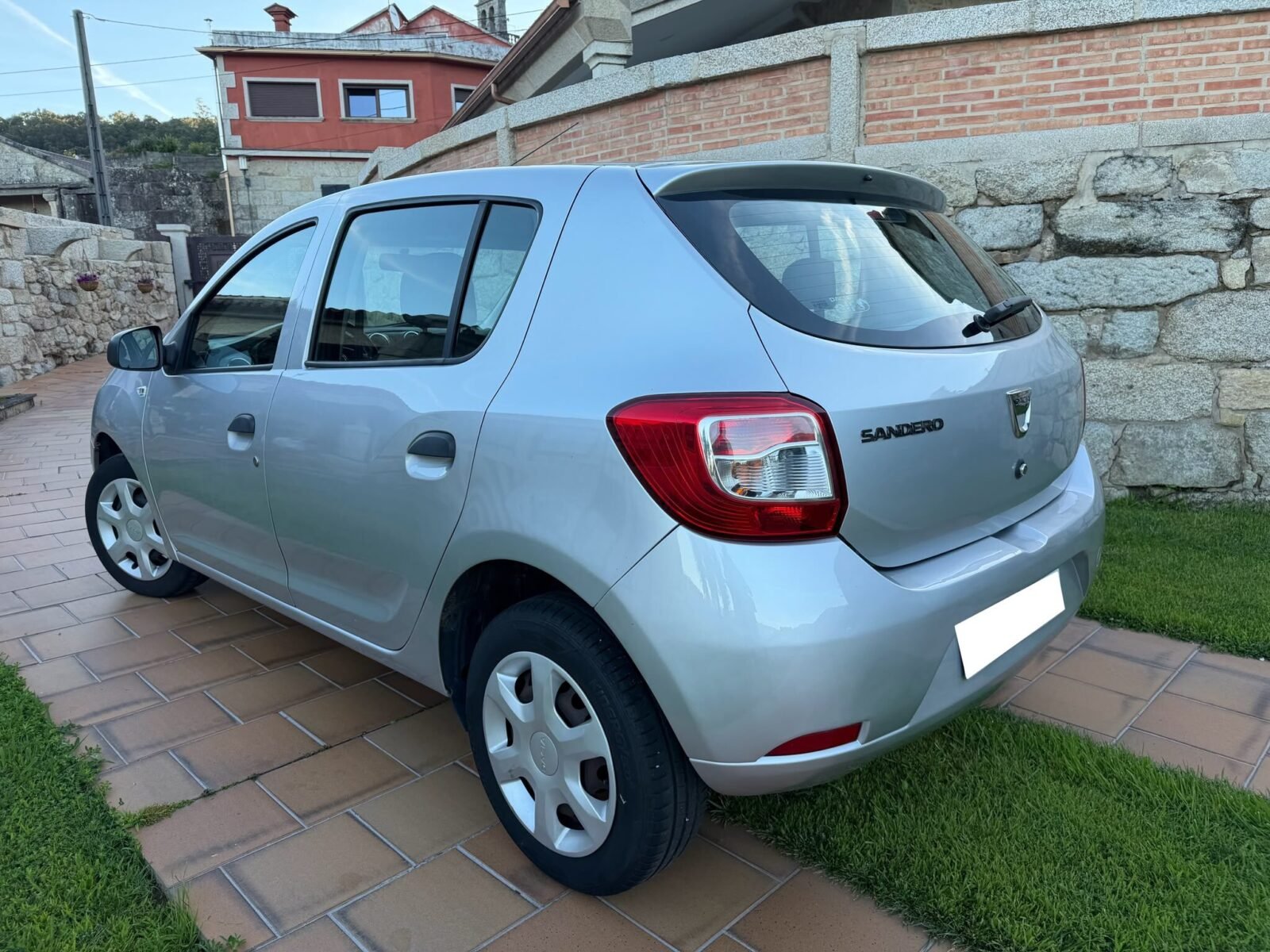 DACIA SANDERO 1.5 DCI