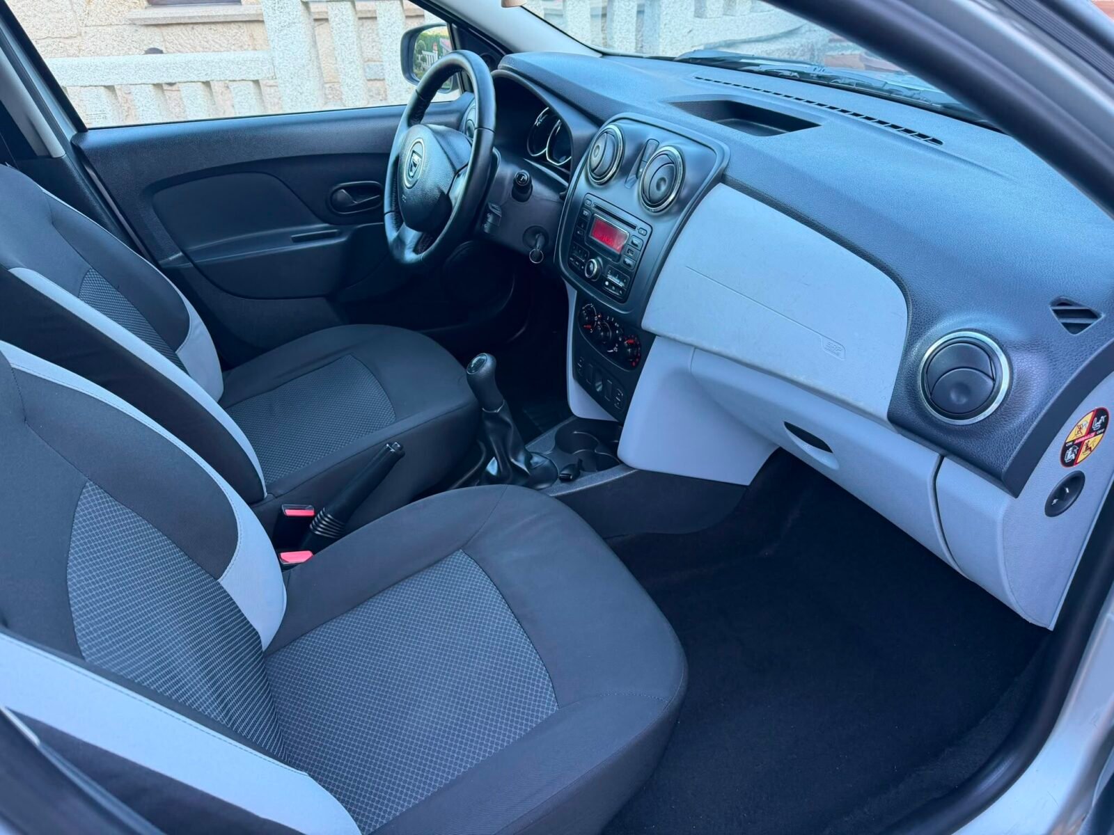 DACIA SANDERO 1.5 DCI