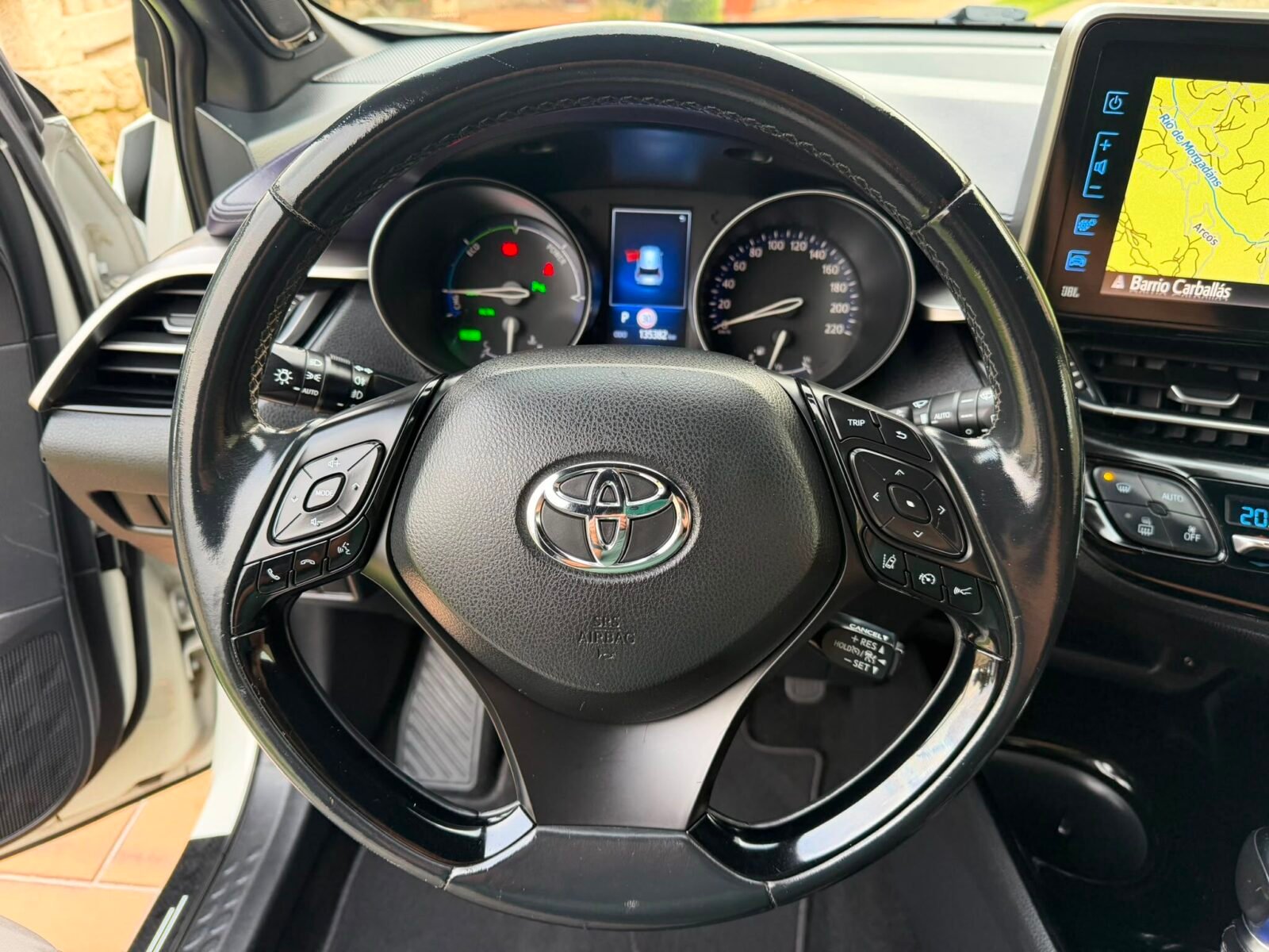 TOYOTA CH-R DINAMIC PLUS