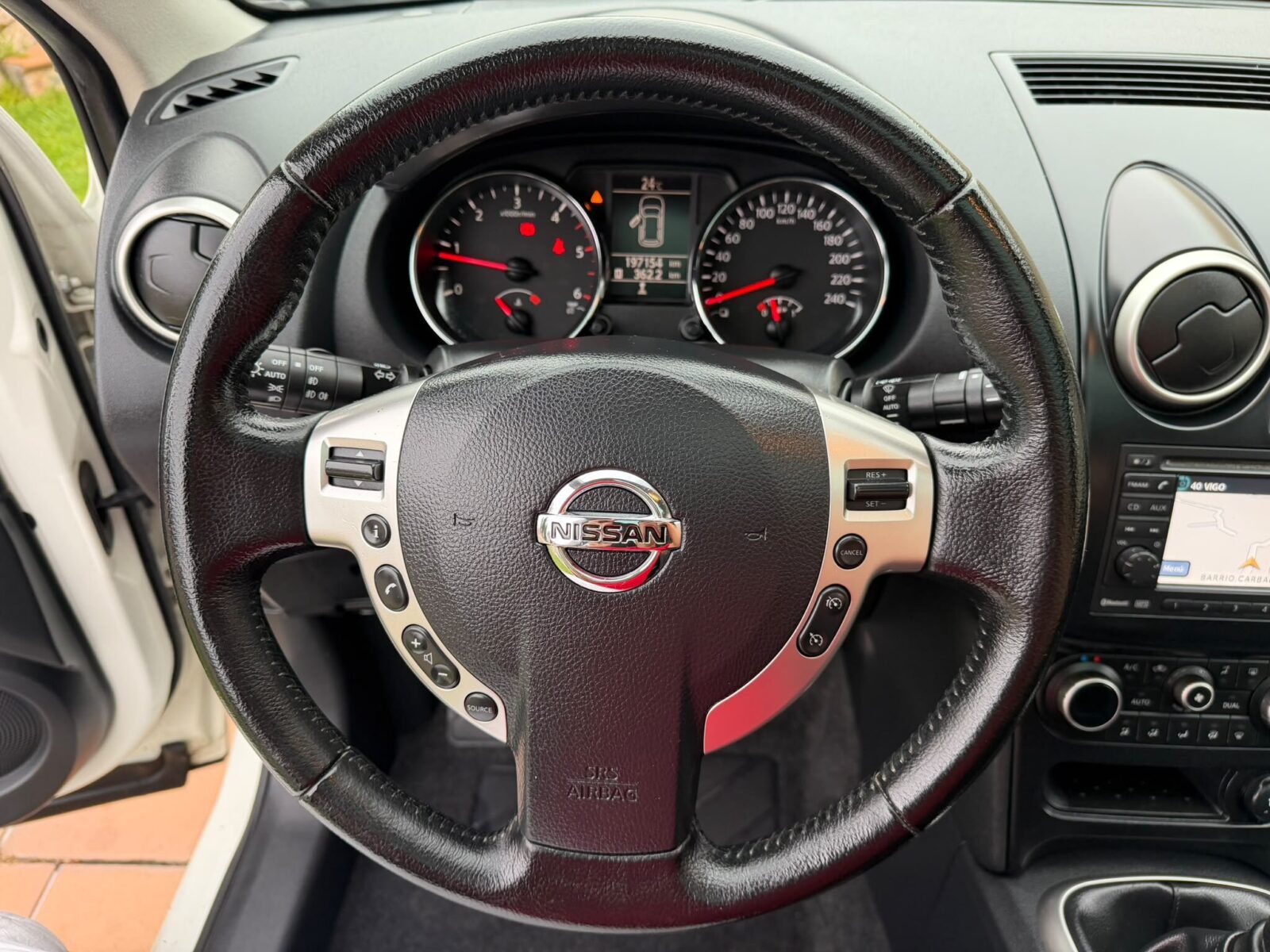 NISSAN QASHAI + 2