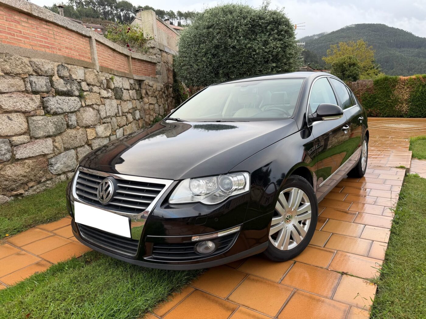 VOLKSWAGEN PASSAT HIGHLINE