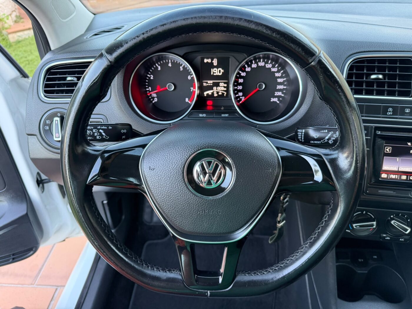 VOLKSWAGEN POLO 1.2 GASOLINA