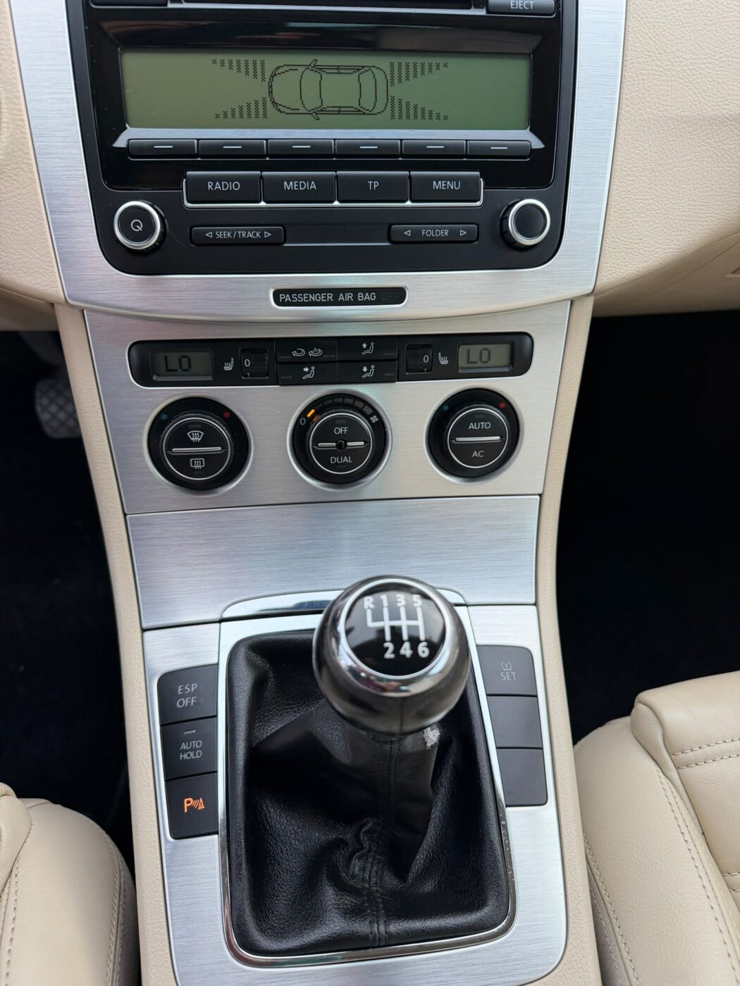 VOLKSWAGEN PASSAT HIGHLINE