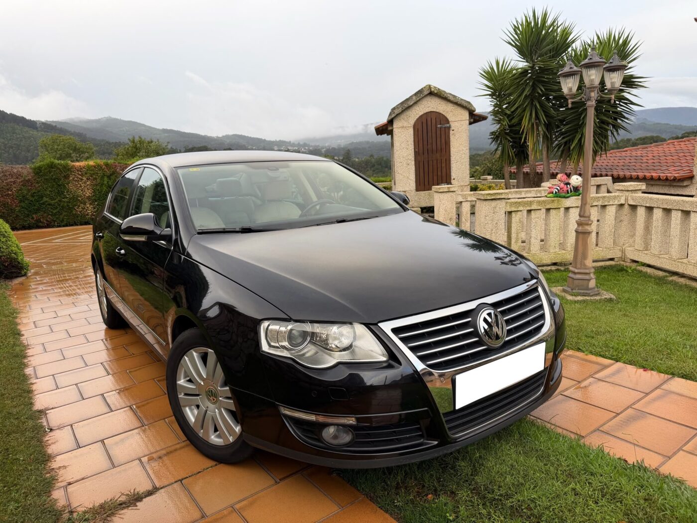 VOLKSWAGEN PASSAT HIGHLINE