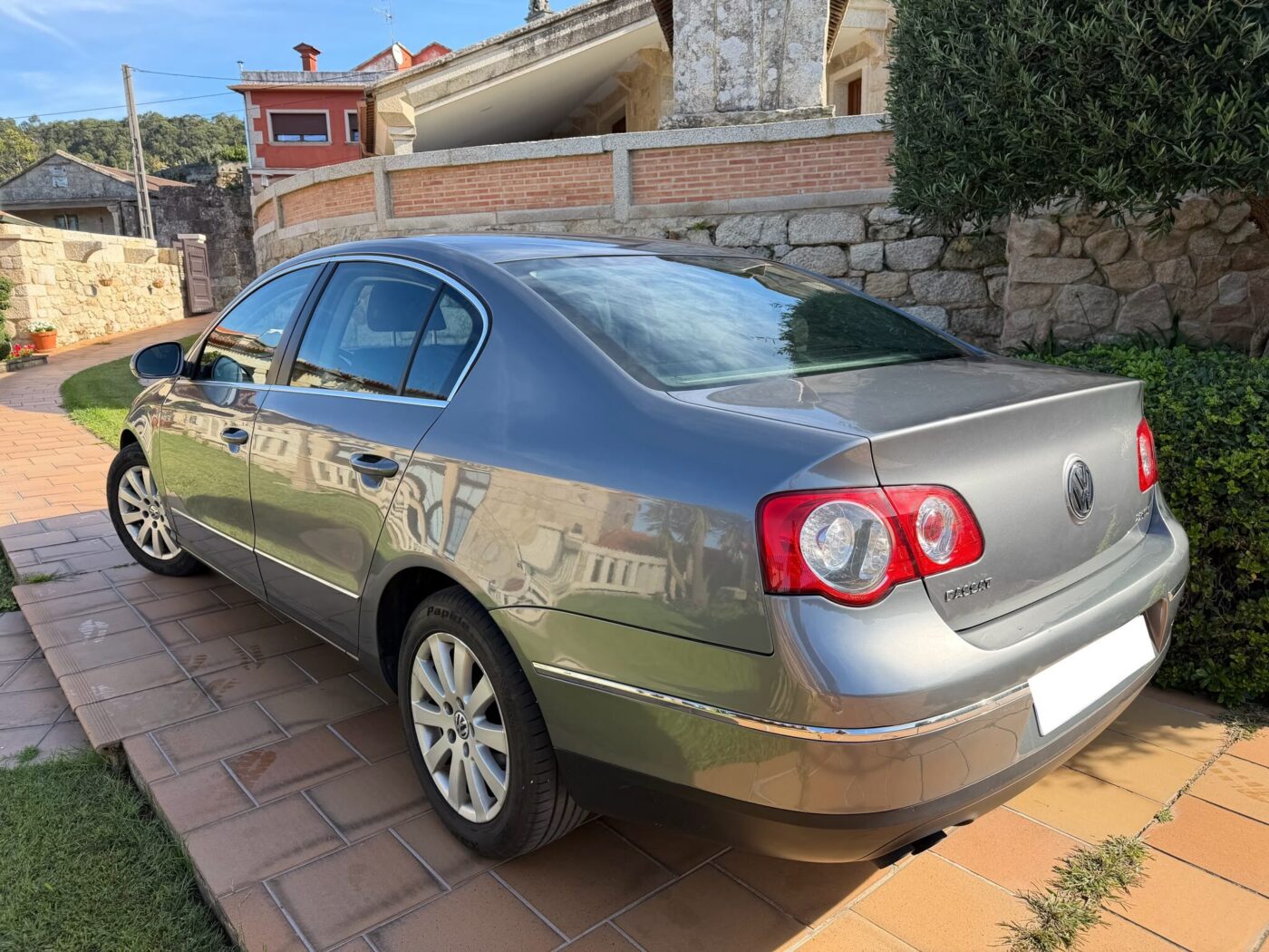 VOLKSWAGEN PASSAT 2.0 TDI