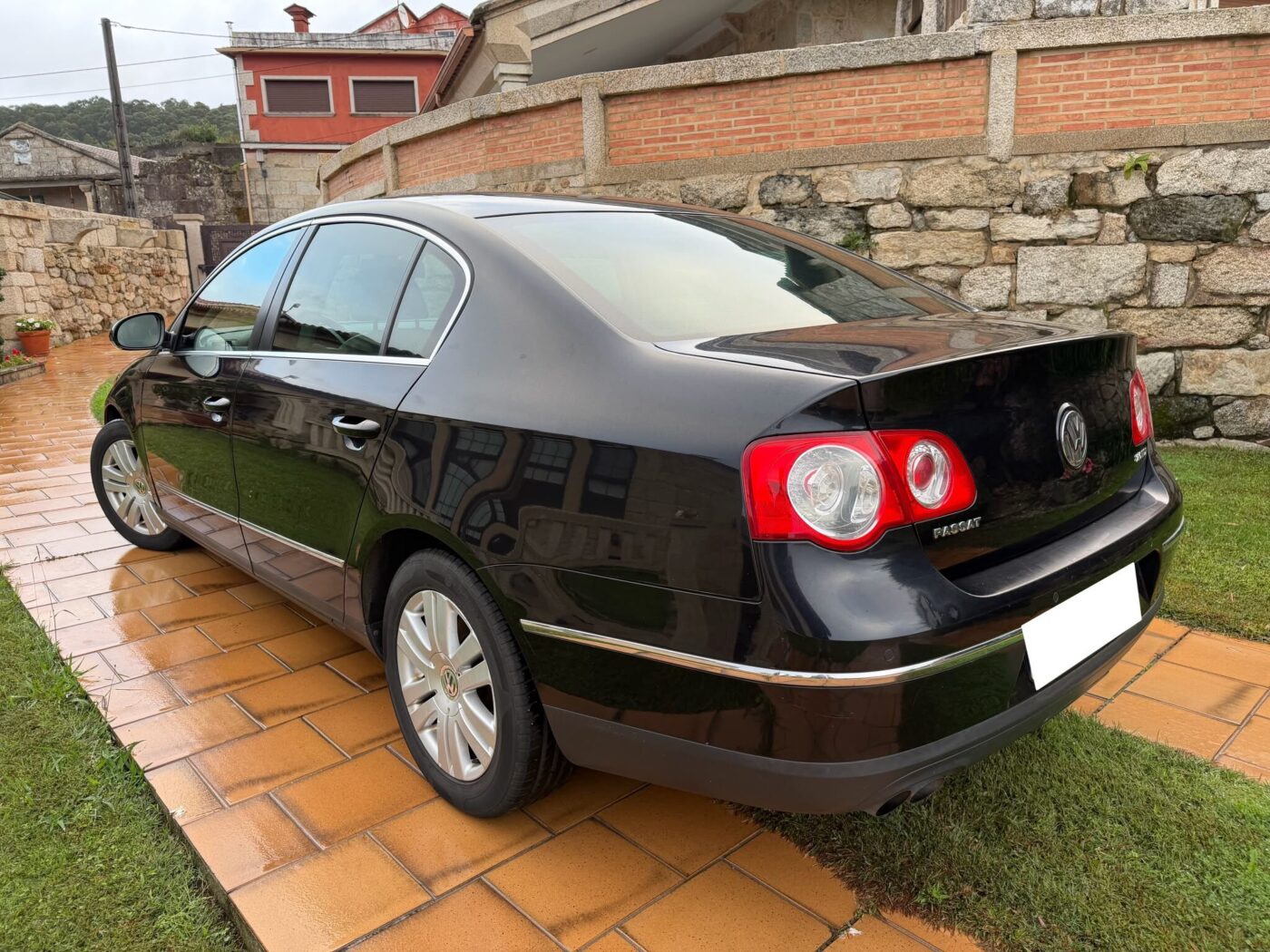 VOLKSWAGEN PASSAT HIGHLINE