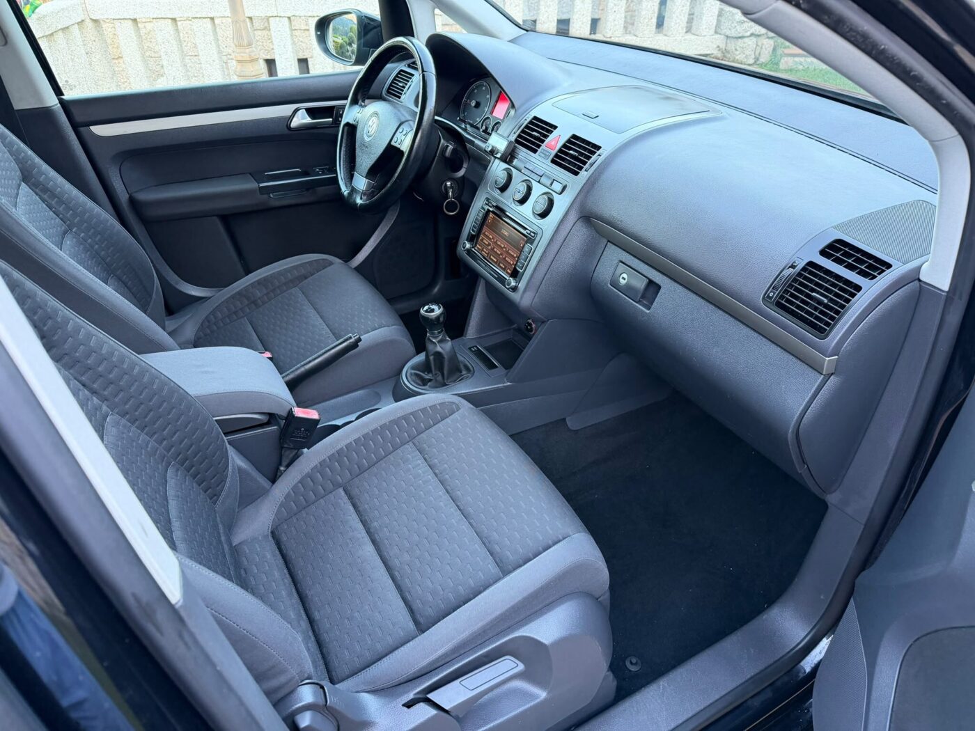 VOLKSWAGEN TOURAN 1.9 TDI 