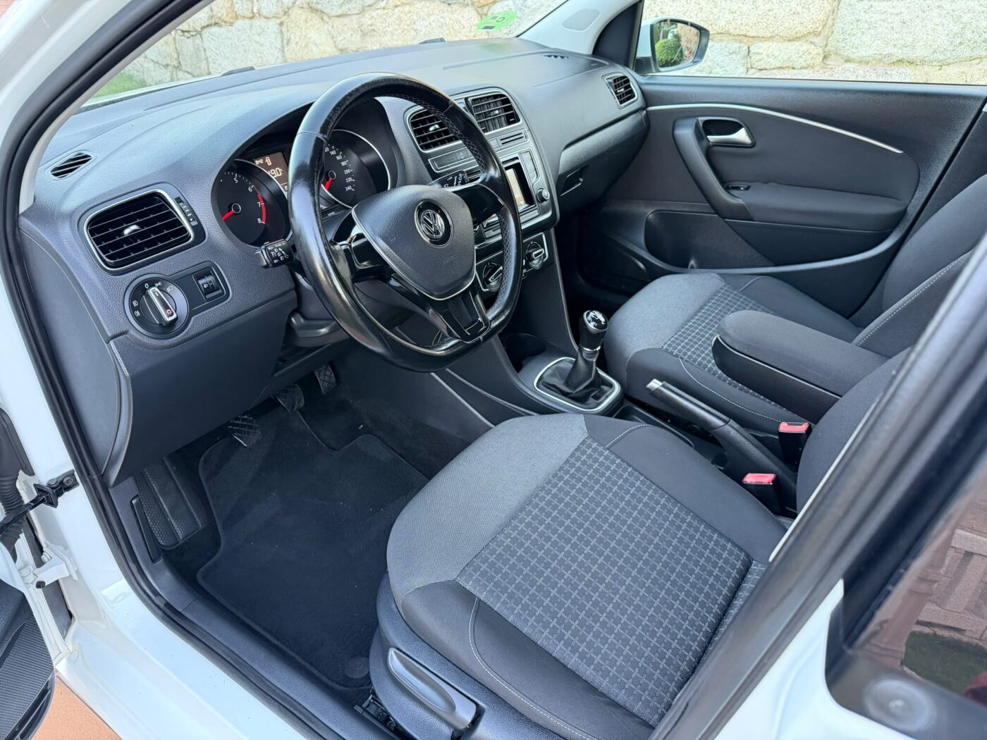 VOLKSWAGEN POLO 1.2 GASOLINA