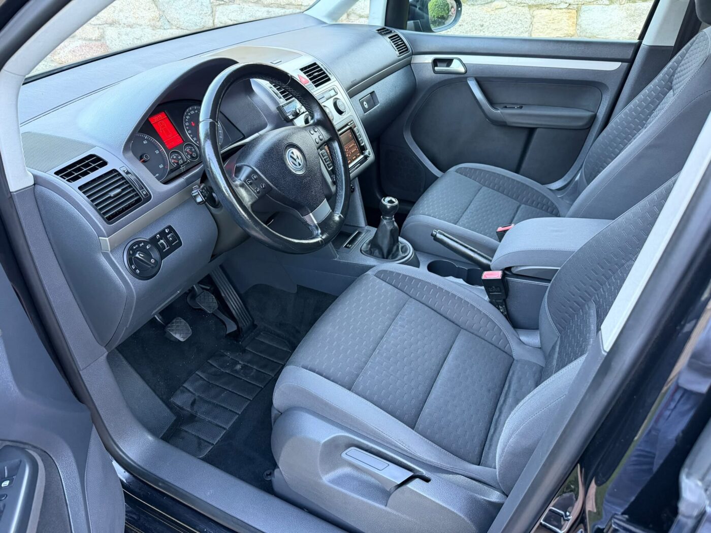 VOLKSWAGEN TOURAN 1.9 TDI 