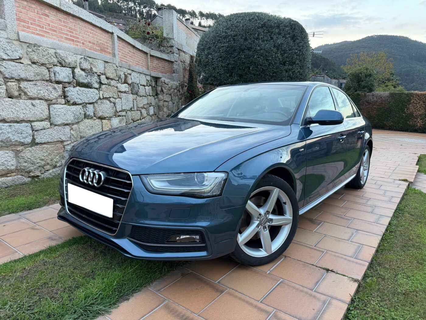 AUDI A4 SLINE EDITION