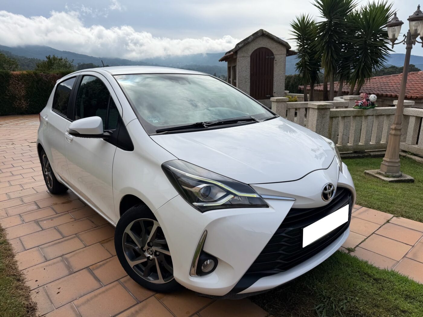 TOYOTA YARIS 1.5 GASOLINA