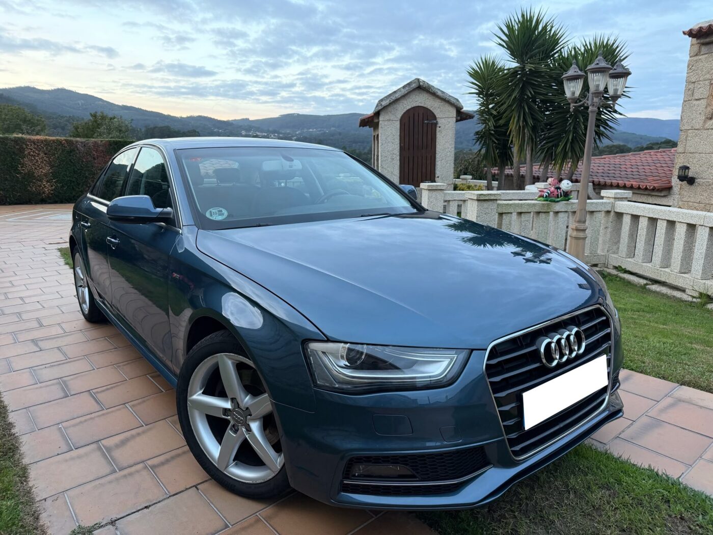 AUDI A4 SLINE EDITION