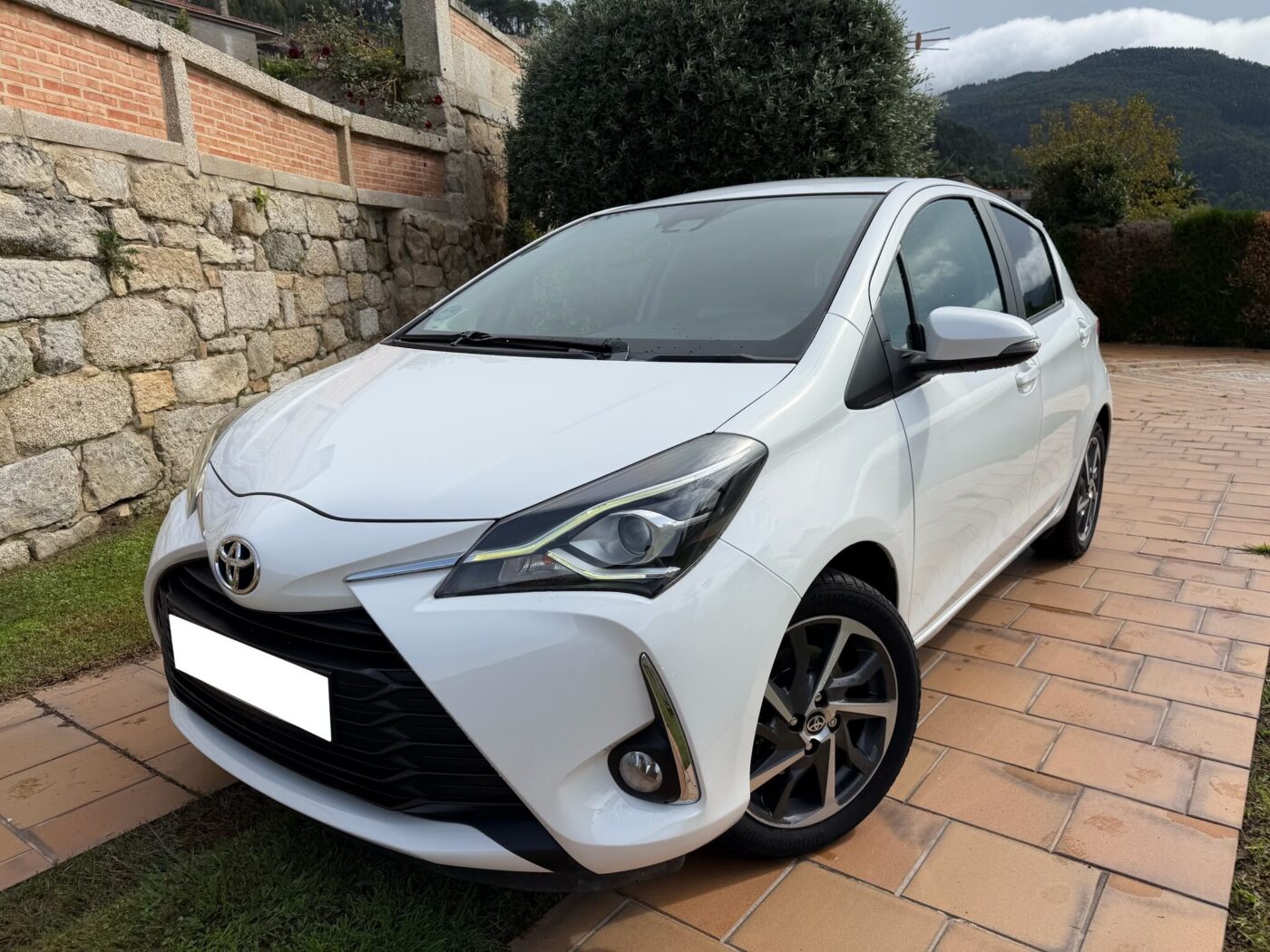 TOYOTA YARIS 1.5 GASOLINA
