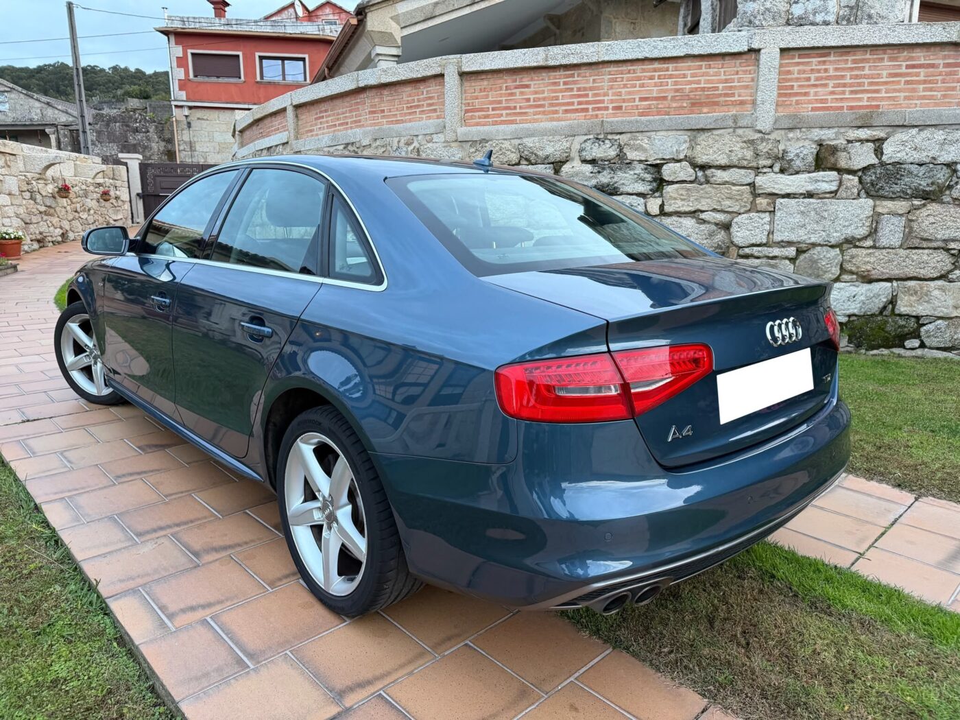 AUDI A4 SLINE EDITION